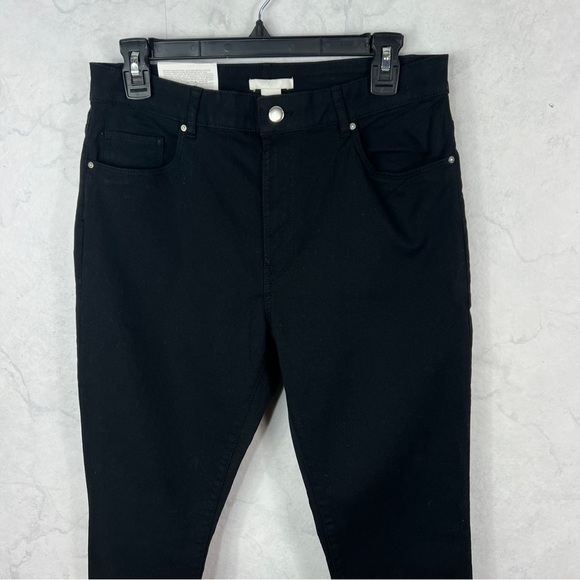 [H&M] - Picture 2 of 4